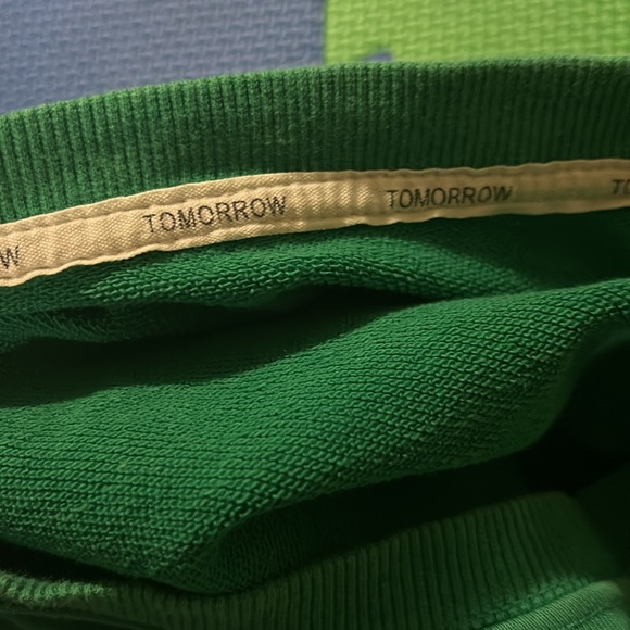 NWOT Disney Mickey Mouse Sweater by Tomorrow - Picture 8 of 8